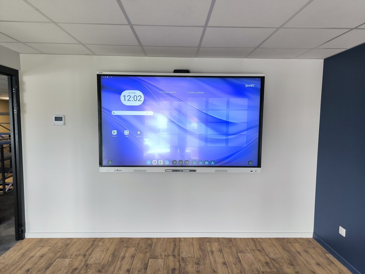 Écran interactif Smart GX en école